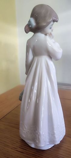 Vintage 1989 Lladro By Nao Girl With Rag Doll Figurine #1108 Hand Made In Spain