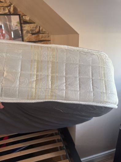 Single mattress