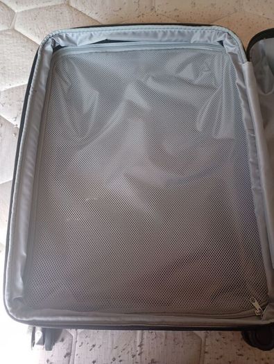 Hardshell suitcase medium size