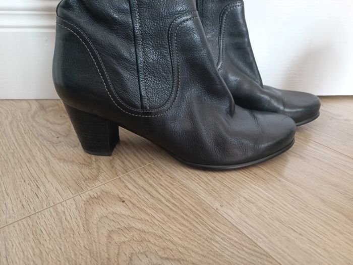ECCO boots