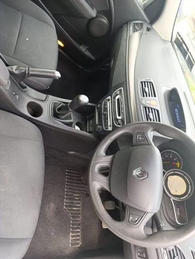 Renault Fluence 2011