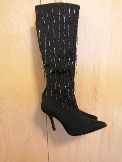 Women's Boot's REDUCED NEW Beaded Size 7