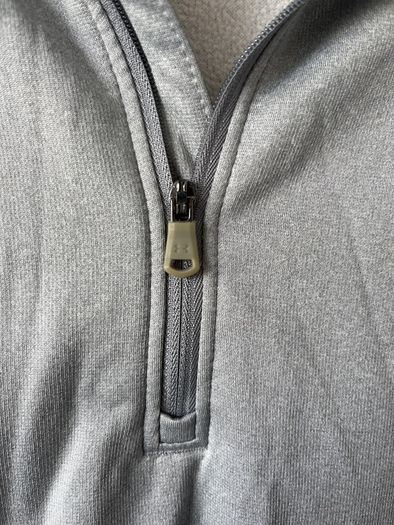 under armour men's grey zippy medium