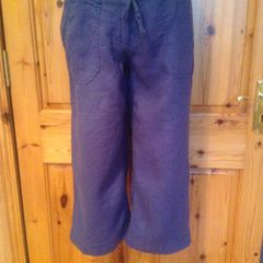 BNWOT Blue Linen Capri Trousers Size 8