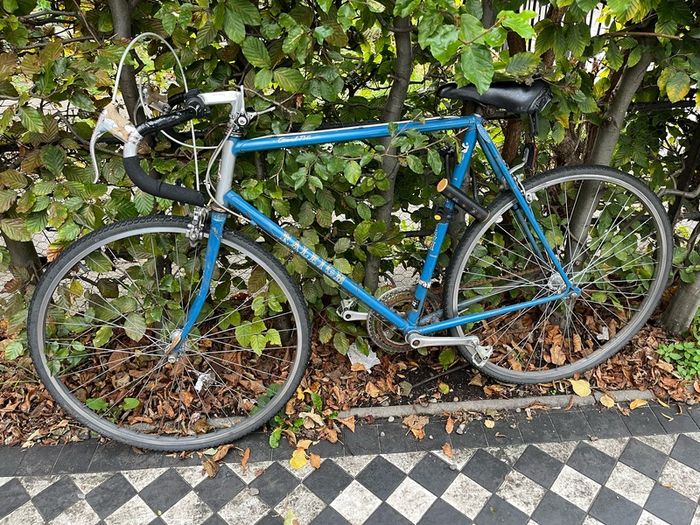 Classic Vintage Raleigh Grand Prix Road Bike