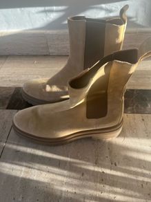 Bash classic coda  Chelsea boot in camel suede