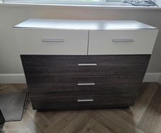 free chest of drawers