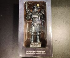 Fallout 3 Pre-Order Statue