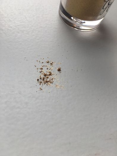 Two faced pigment