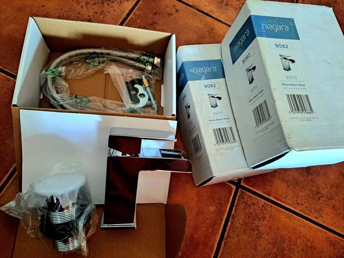 Mono Basin Mixer Tap