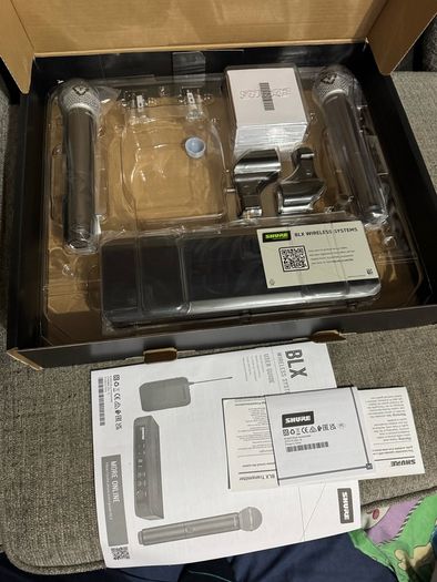 Shure BLX288E/SM58-M17 Wireless Combo System