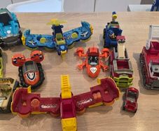 paw Patrol various vehicles