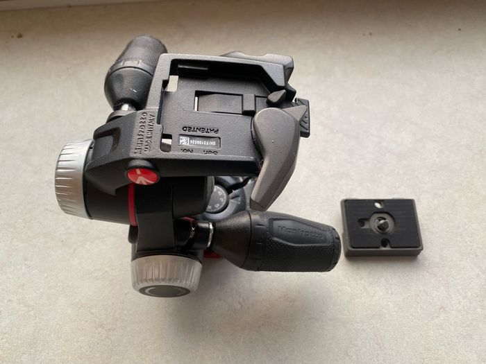 Manfrotto MHXPRO-3W 3 way geared tripod head