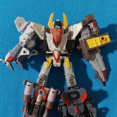 Transformer  / toy / combiner