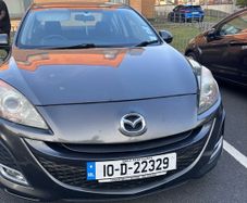 2010 Mazda 3  quick sale Read Description