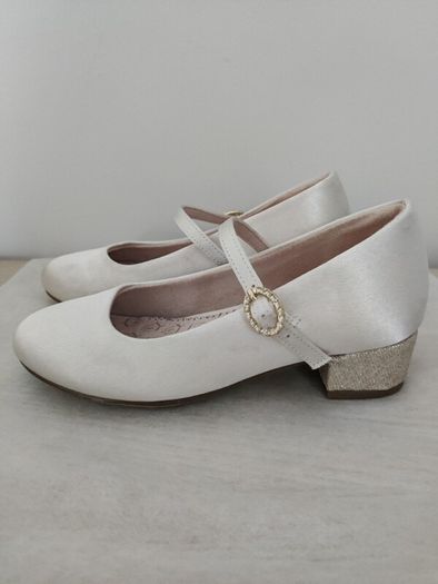 Girls First Communion outfit