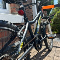 Ridgeback MX20 Kids Mountain Bike 20 Inch wheels (Black