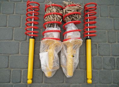 Ford Focus mk1 1998-2004 Lowering Kit (shocks + springs)