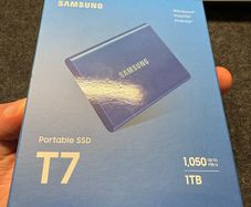 Samsung T7 1TB - Brand New unopened !