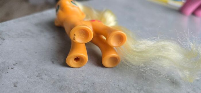 Applejack 3inch Brushable MLP G4 My Little Pony 2010