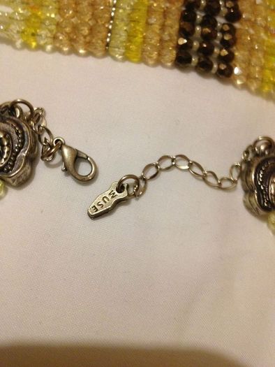 Stunning vintage style choker and matching bracket
