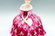 Rare Vintage 1972 Royal Doulton Lady VICTORIA Figurine