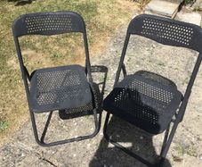2 garden chairs ( metal )
