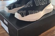 DKNY Trainers