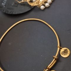 jewellery  bits