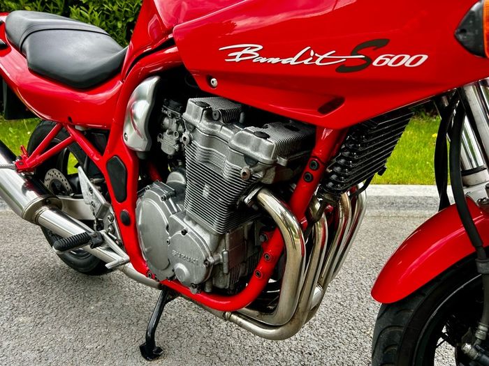 Clean Suzuki Bandit 600s