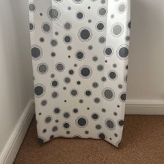 baby change table