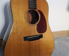 Martin D-18 Vintage Series