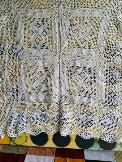 Vintage Embroidered lace Tablecloth