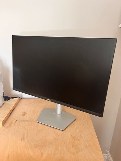 New Dell Computer Monitor - Barely Used