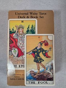 Universal Waite Tarot vintage