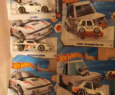 unopened hotwheels bundle