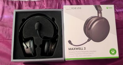 Audeze Maxwell 2 Wireless PC Gaming Headset  Xbox Edition (Immaculate/As New)