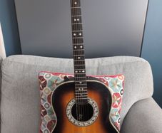Ovation 1612 Custom Balladeer w/ hard case