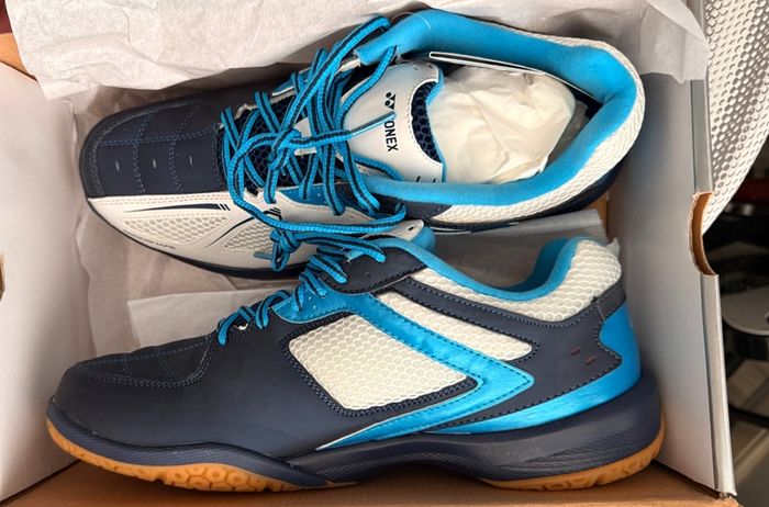 Yonex Badminton Shoes Size UK10 Mens
