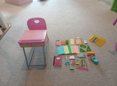 Our generation student desk set