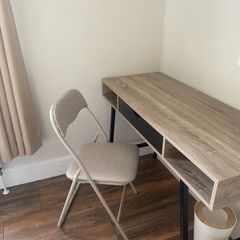 2x foldable chairs