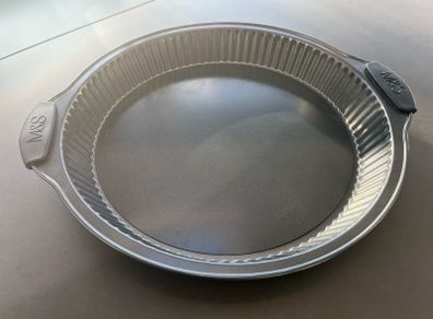 M&S Non-Stick Flan/Baking Pan with Removable Bottom