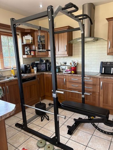 Perfect Gym Weightlifting Up, Power Squat Rack, Olympic Weights, Barbell, Dumbbells, Cable System And More!!