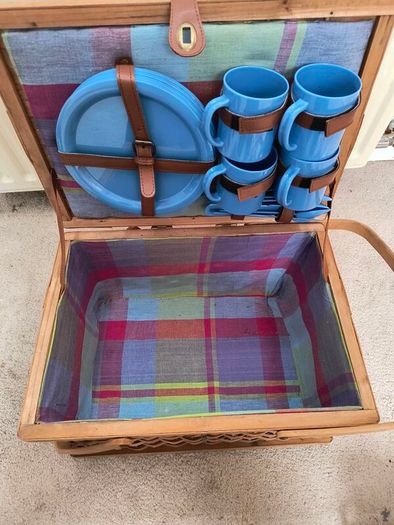 Wicker Picnic Basket with cutlery.