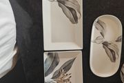Serving plates