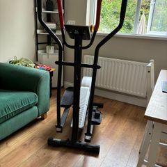Free Cross Trainer