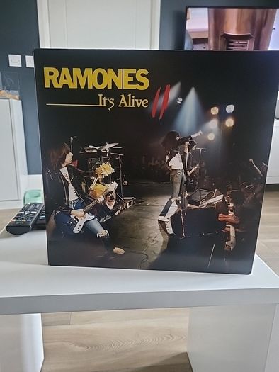 Ramones Its Alive 2 RSD limited edition numbered 2 vinyl