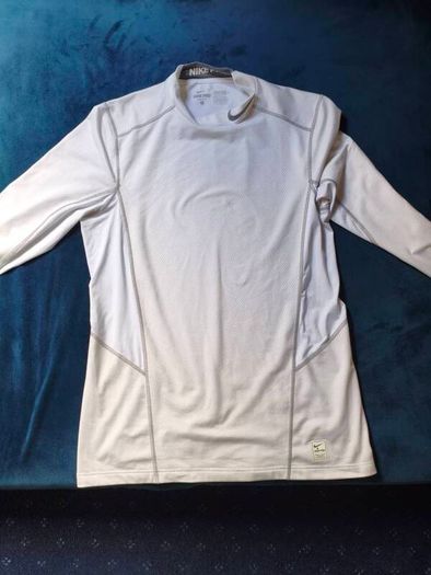 Nike Pro long sleeve compression top in white - Size L