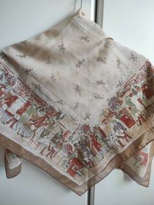 Cafe vintage scarf