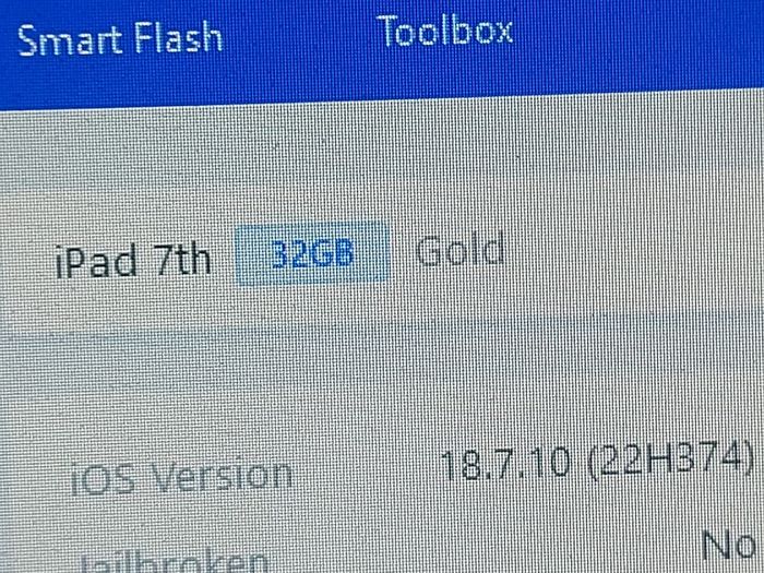 Apple Ipad 7th Generation, 32 GB, in very good cosmetic condition, Activation Locked to previous owner